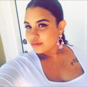 Meet your Posher, Karina